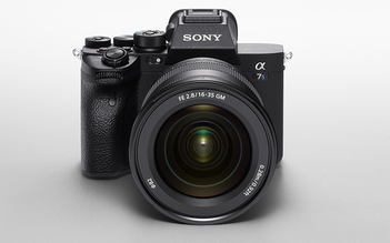 Sony ra mắt máy ảnh A7S III, hỗ trợ quay 4K 120p