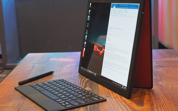 Lenovo ra mắt máy tính xách tay màn hình gập đầu tiên thế giới