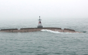 Đã có 12 thuyền viên được cứu trong vụ chìm tàu ở vùng biển Hà Tĩnh