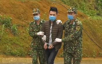 Đang tuần tra chống Covid-19,Biên phòng Lào Cai bắt nghi phạm vận chuyển 16 gói heroin