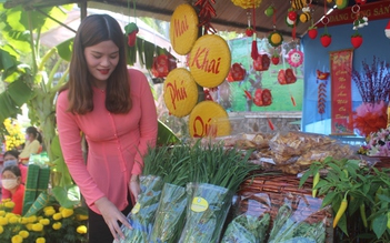 Độc đáo 'Chợ quê ngày Tết' giữa lòng thành phố Bạc Liêu