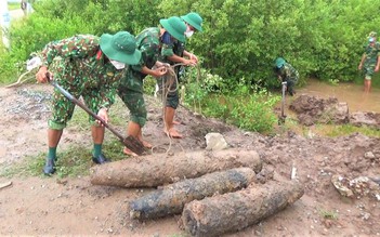 Bạc Liêu: Bàn giao 5 quả bom 'khủng' sót lại sau chiến tranh