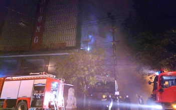 'Bà hỏa' hoành hành quán karaoke King Club trong đêm mưa rét