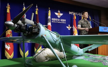 UAV Triều Tiên bay vào không phận, Hàn Quốc bắn 100 phát đạn chưa hạ được