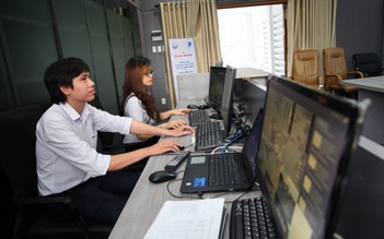 Quyên góp máy tính qua sử dụng giúp học sinh khó khăn học trực tuyến