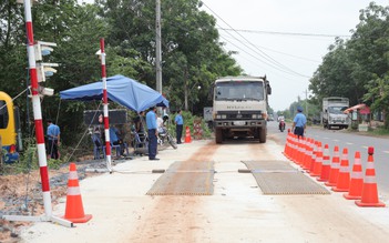Tây Ninh: Thành lập 2 tổ kiểm soát xe quá khổ, quá tải ở hồ Dầu Tiếng