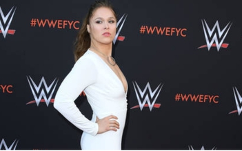 Người đẹp Ronda Rousey chửi người hâm mộ WWE vô ơn