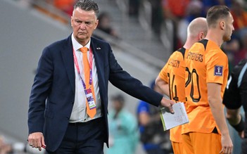 World Cup 2022: HLV Van Gaal chưa hài lòng vì cầu thủ quá căng thẳng