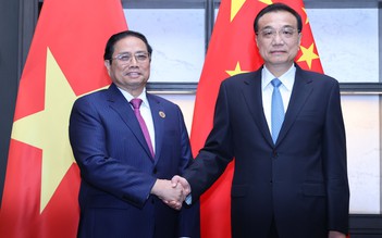 Thủ tướng Phạm Minh Chính hội kiến Thủ tướng Trung Quốc Lý Khắc Cường
