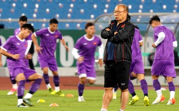 Thái Lan làm được sau 4 trận thua, tại sao tuyển Việt Nam lại không?