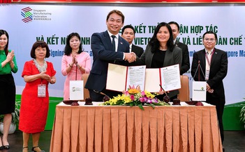 Vietcombank hợp tác toàn diện với Liên đoàn chế tạo Singapore