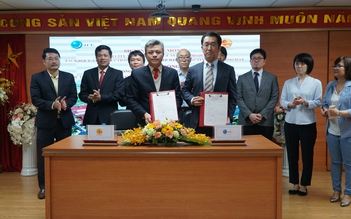 Lễ ký kết hợp đồng gói thầu số 1 xây dựng nhà máy nước thải Yên Xá