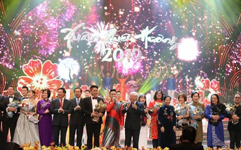 'Xuân quê hương 2019': Nồng ấm tình quê hương