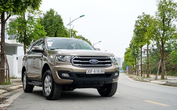 Ford Everest Ambiente - bạn đồng hành lý tưởng trên mọi nẻo đường