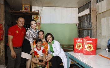 NutiFood tặng nhà cho cô bé nghèo bị suy dinh dưỡng ở Cà Mau