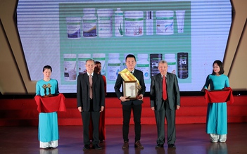 Herbalife Việt Nam nhận giải thưởng ‘Sản phẩm vàng vì sức khỏe cộng đồng’