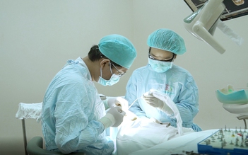 Trồng răng Implant an toàn cùng tiến sĩ - bác sĩ Nguyễn Hiếu Tùng