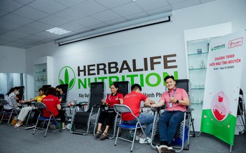 Thành viên độc lập và nhân viên Herbalife Việt Nam tham gia hiến máu tình nguyện