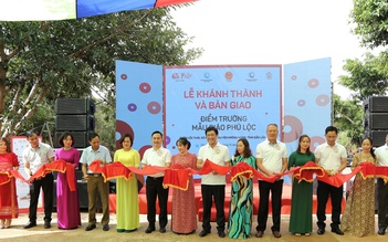 Cô trò Trường mầm non Phú Lộc nhận điểm trường mới do Generali tài trợ