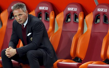 Cầm chân nhau 1-1, AC Milan và AS Roma lún sâu trong khủng hoảng