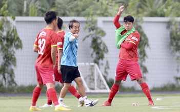 Thành Chung: Viên thuốc an thần mới của ông Park tại tuyển Việt Nam