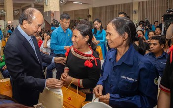 Chủ tịch nước chúc tết bộ đội biên phòng và công nhân lao động Đắk Lắk