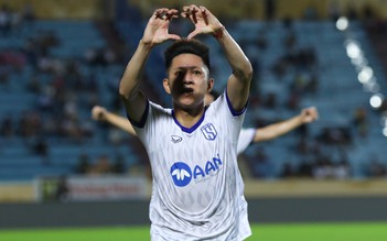 Kết quả CLB Nam Định 0-1 SLNA, V-League 2022: Đình Tiến tỏa sáng với cú sút xa
