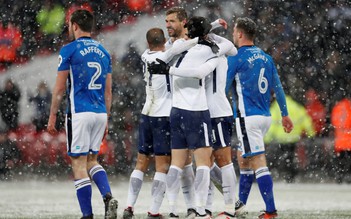 Tottenham tạo 'mưa bàn thắng' để vào tứ kết Cúp FA