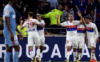 Đánh bại AS Monaco, Lyon thắp lại hy vọng tranh đua vô địch