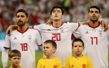 'Messi của Iran' Azmoun chia tay tuyển quốc gia ở tuổi 23 vì mẹ