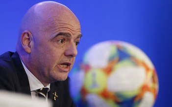 FIFA công bố mức lương 'khủng' của Chủ tịch Gianni Infantino