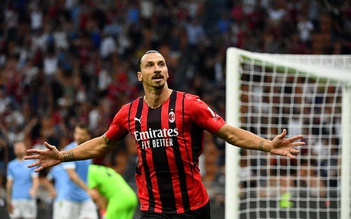'Quái kiệt' Ibrahimovic tiếp tục ở lại AC Milan khi sắp bước sang tuổi 41