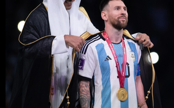 Thành viên Quốc hội Oman đề nghị giá ‘khủng’ mua áo choàng của Messi