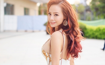 Miss Bikini 2012 tái xuất gợi cảm sau khi sinh con gái