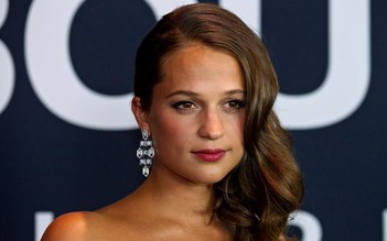 Alicia Vikander khuấy đảo phòng vé tháng 3