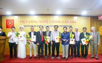 'Nữ hoàng văn hóa tâm linh' xin rút khỏi Ban chống hàng giả