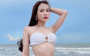 Sam lần hiếm hoi đăng ảnh diện bikini khoe dáng nóng bỏng