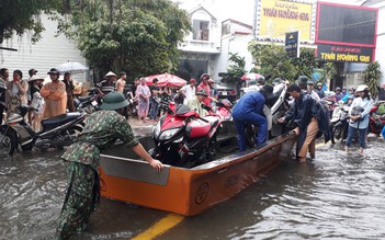 Ngập nặng ở Phú Quốc: Có nơi bị cô lập, dừng mọi cuộc họp để giúp dân