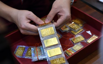 Giá vàng SJC tăng dựng đứng, lên gần 65 triệu đồng/lượng