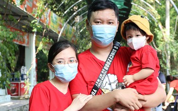 Thảo Cầm Viên Sài Gòn mở cửa trở lại: Cha mẹ dắt con thăm đàn thú khỏe mạnh sau 6 tháng
