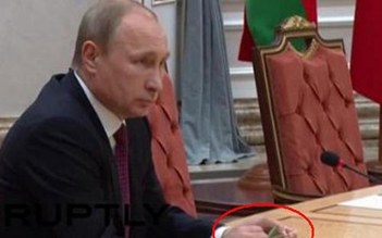 Ông Putin bẻ gãy bút chì trên bàn đàm phán Minsk?