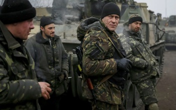 Phe ly khai miền đông Ukraine tuyên bố có quyền tấn công Debaltseve