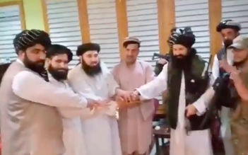 Em trai cựu Tổng thống Afghanistan thề trung thành với Taliban
