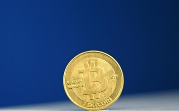 Tiền ảo mới được tách từ bitcoin rớt giá thảm