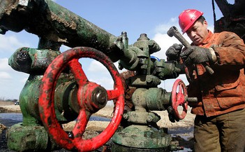Trung Quốc phát hiện mỏ dầu lớn ở Tân Cương
