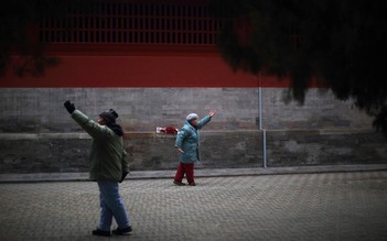 Dân số già: Quả bom nợ nổ chậm của kinh tế Trung Quốc