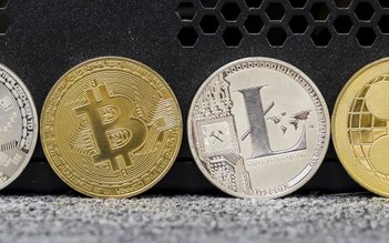 Bitcoin bị ồ ạt bán tháo vì 'nội chiến tiền mã hóa'?