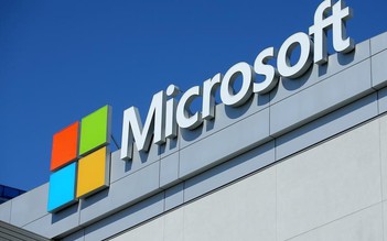 Microsoft chạm mốc 1.000 tỉ USD, vượt Apple, Amazon