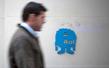 AOL từng muốn mua Facebook, YouTube và Tencent