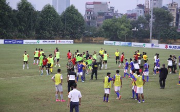 Thua tê tái trước U.19 Đông Timor, cầu thủ Malaysia lao vào tính sổ đối thủ